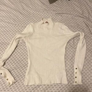 Crème Colored Fitted Long Sleeve